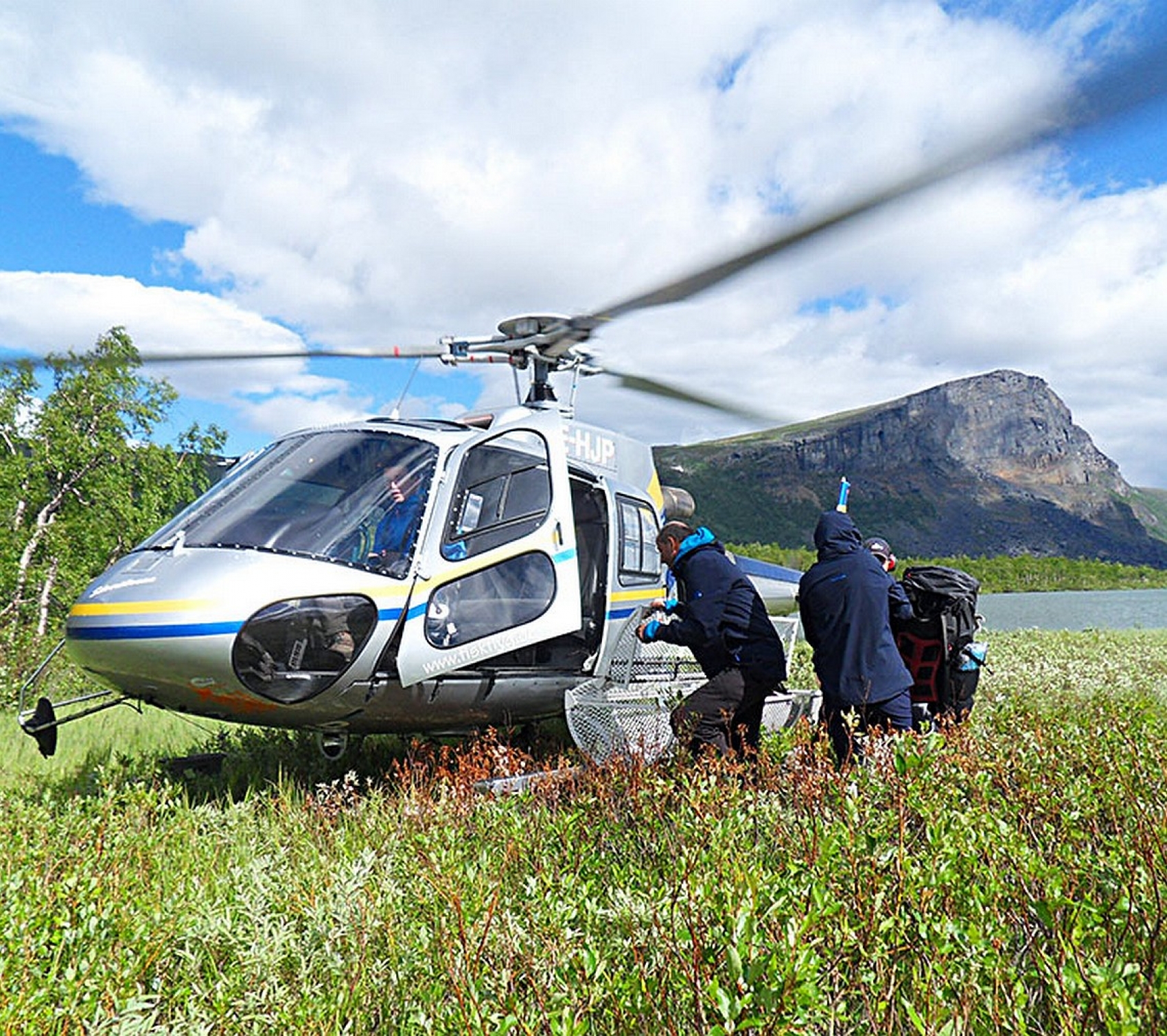 Helikopterreisen in der Natur