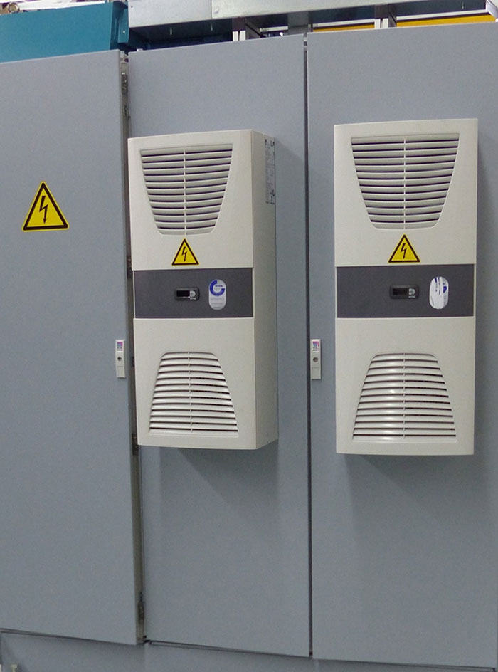 Schaltschrank der Kühlaggregate